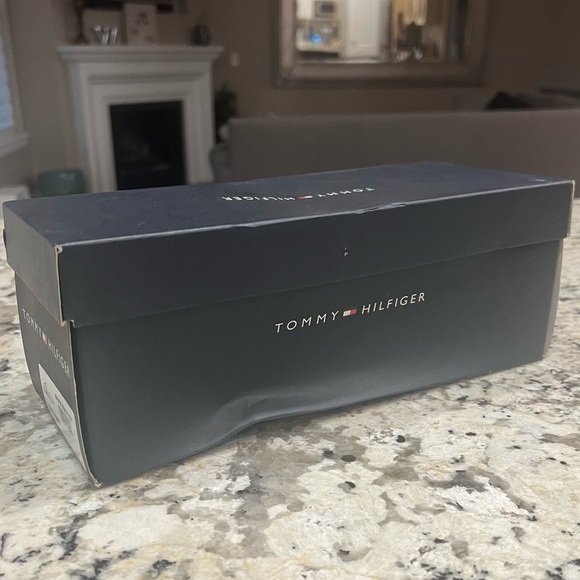 NIB Tommy Hilfiger Mens 8 Redder Flag Logo Pool Slide Sandals Red White Blue USA - Picture 11 of 11